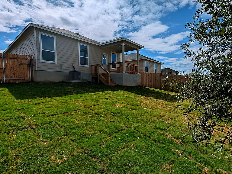 15611 Electra Cir — Photo 22