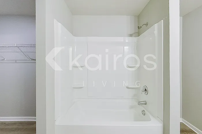 334 Waterfall Rd — Photo 24