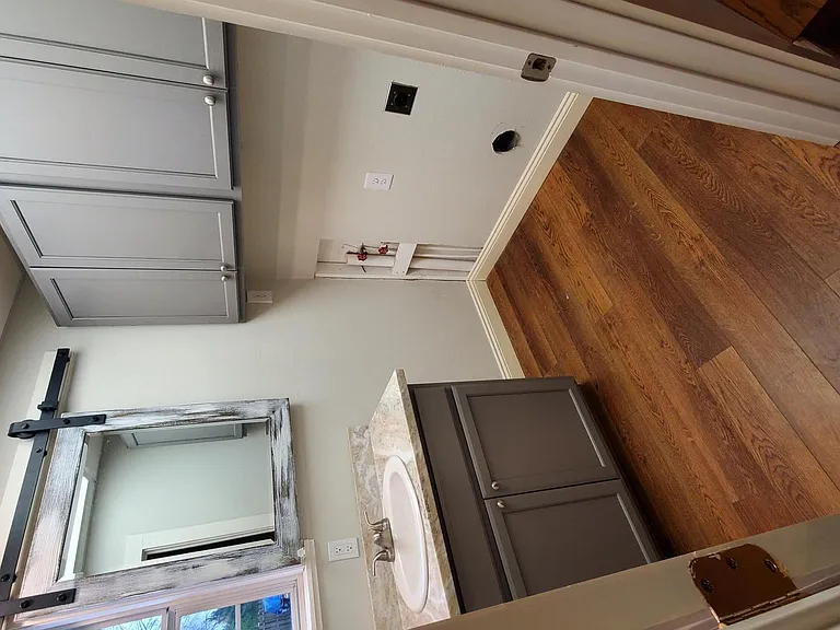 2321 E Milton Ave #B — Photo 10