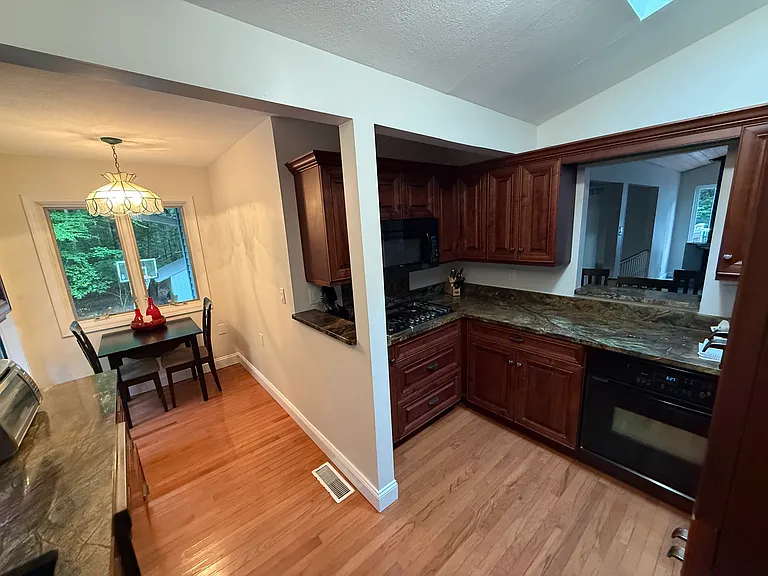 1833 Cherrywood Ln — Photo 13