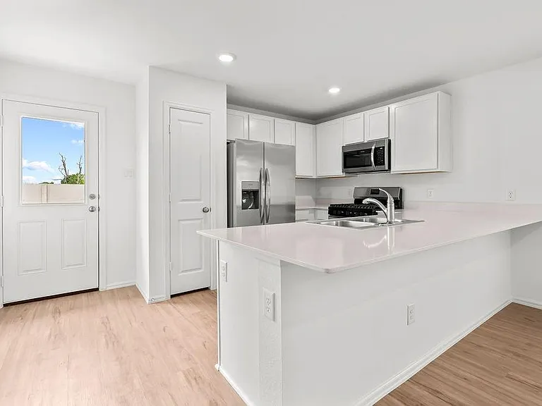 7507 Birch Harvest Dr — Photo 15