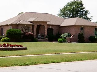 5 Eagle Creek Dr, Norwalk, OH 44857