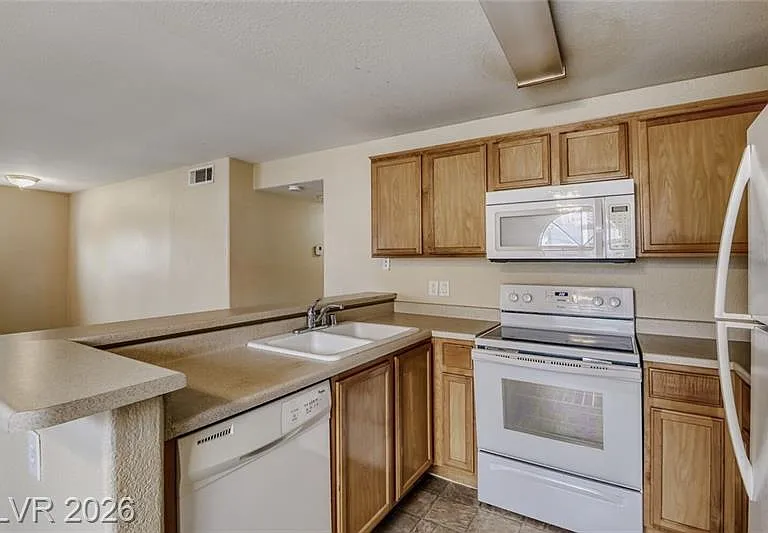 2982 Juniper Hills Blvd #203 — Photo 9