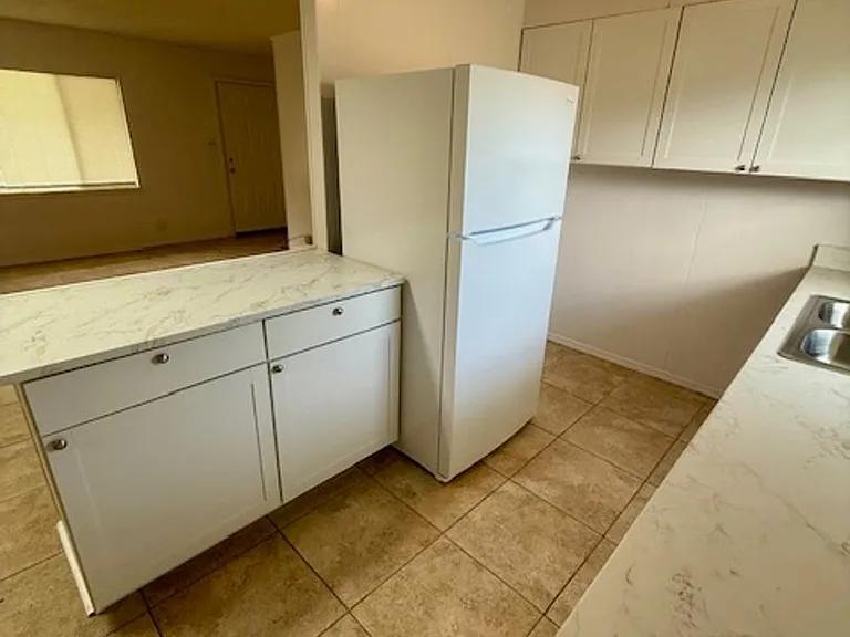 594 Florosa Ct — Photo 10