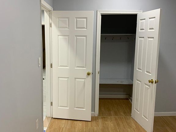 3rd image of 42 Lexington Ave Floor 2