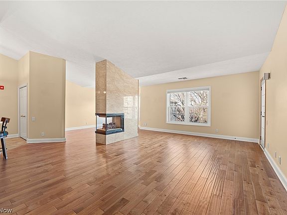 5th image of 22481 Center Ridge Rd APT 301