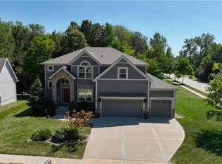 1843 Surrey St, Liberty, MO 64068