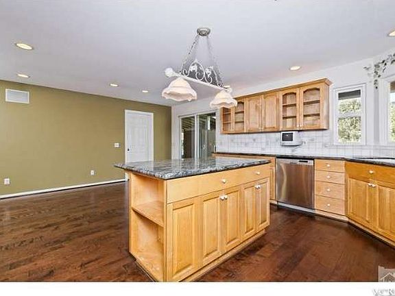 4th image of 5665 Brevard Ct