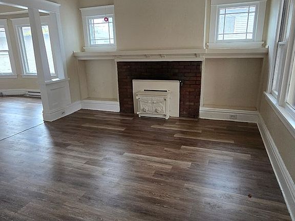 2nd image of 815 E 8th Ave #1