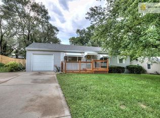 4209 NE Chaumiere Rd, Kansas City, MO 64117