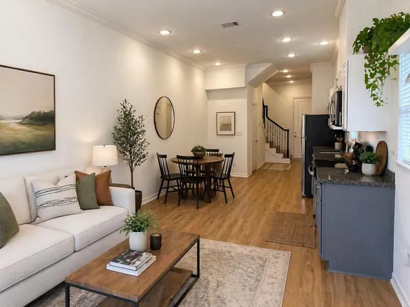 3225 Real St #A/b, Houston, TX 77087