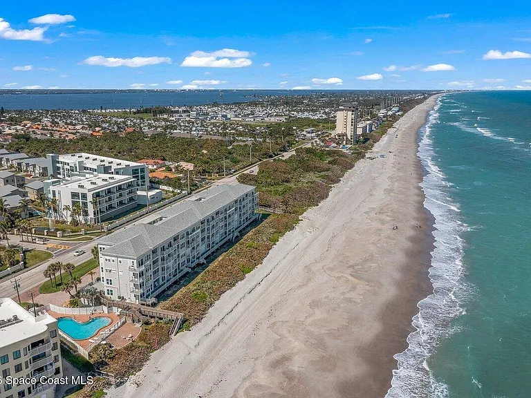 3037 S Highway A1A #2C — Photo 2