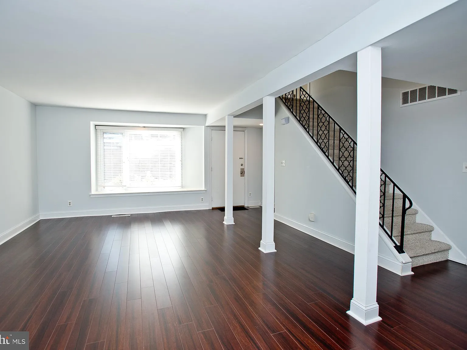 2 bed, 1.5 bath, 1350 sqft, $2,250 — Photo 4