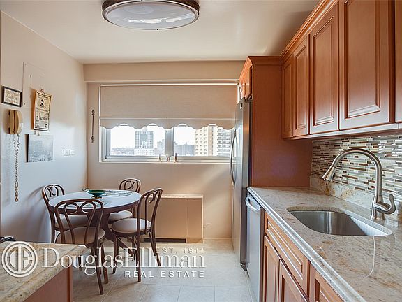 5th image of 11120 73rd Ave #14A