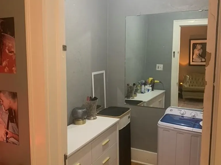 840 S Flood Ave — Photo 17