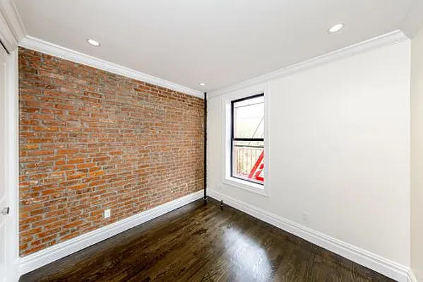 Rented by Voro New York | media 6