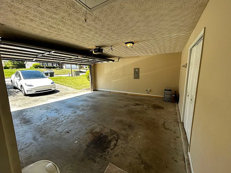 5410 Maltdie Ct — Photo 15