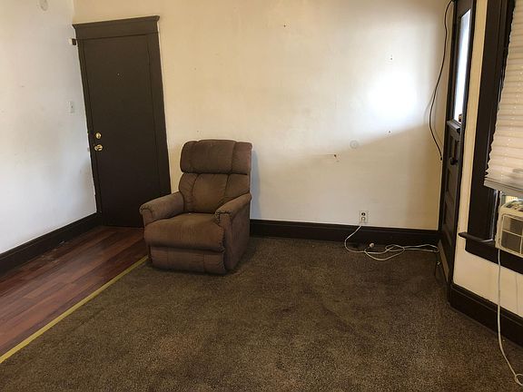 5th image of 286 Schenck St APT 1