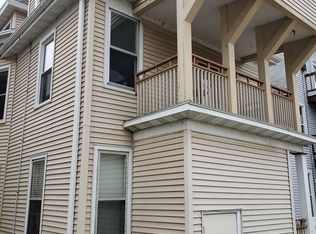 320 W Wilson St APT 3, Madison, WI 53703