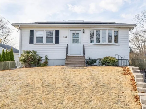 142 Stevens Street, East Haven, CT 06512