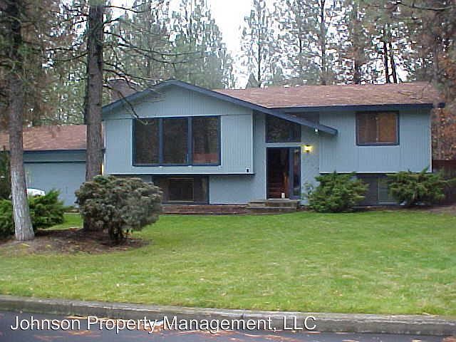 1st image of 620 E Glencrest Dr