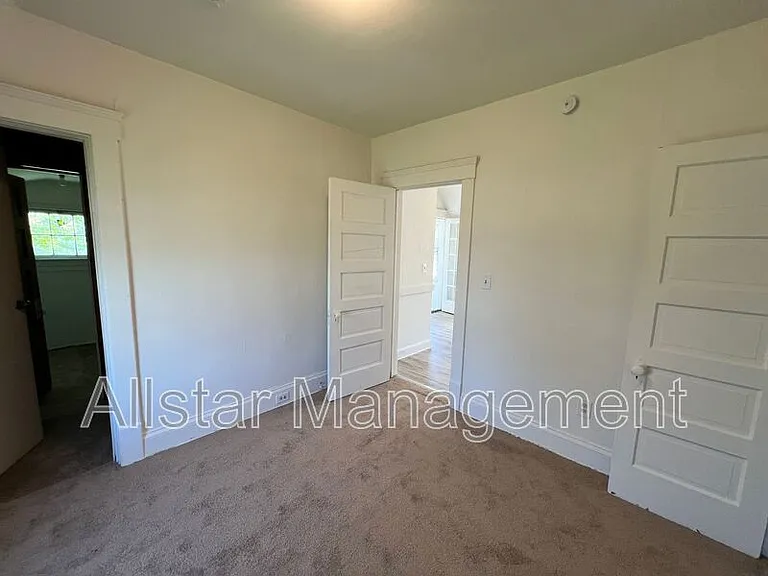 3617 W 46th St #3617 W 46TH UP — Photo 7