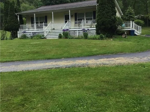 5930 Glen Rd, Coopersburg, PA 18036