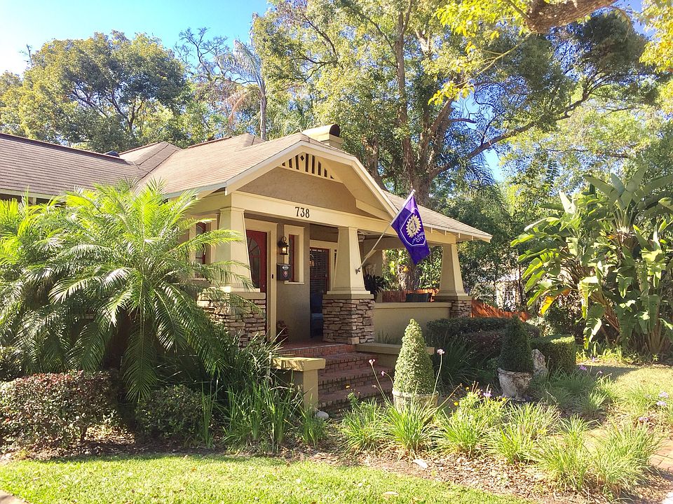 1st image of 738 Palm Dr