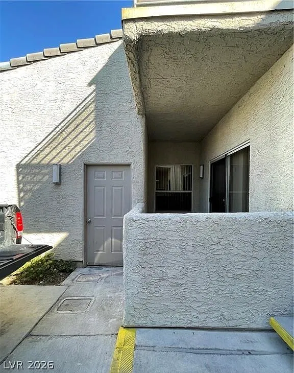 2 bed, 2.0 bath, 1038 sqft, $1,495 — Photo 4