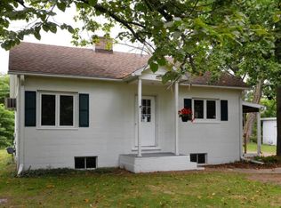 22140 60th Ave, Mattawan, MI 49071