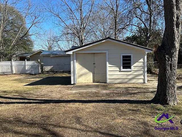 110 Mason Dr — Photo 5