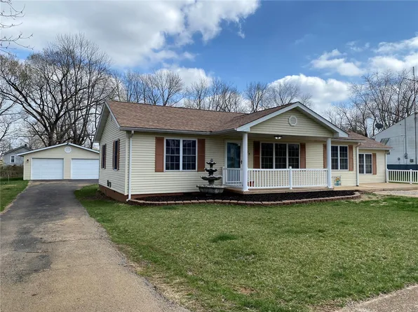 205 6th St, Park Hills, MO 63601