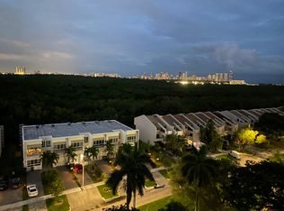 2450 NE 135th St APT 912, North Miami, FL 33181