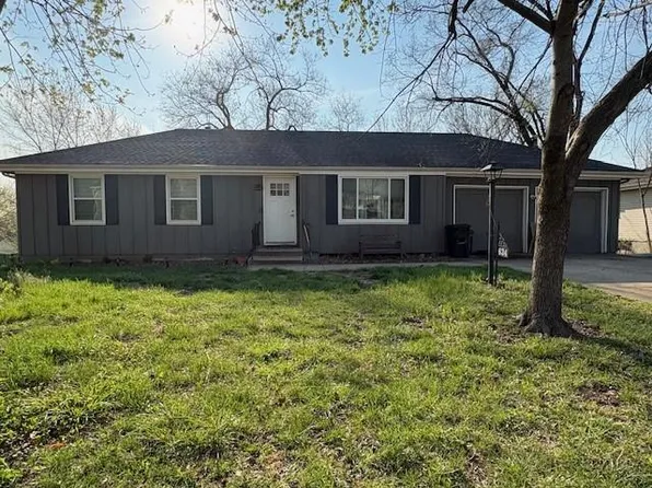 634 N 62nd St, Kansas City, KS 66102