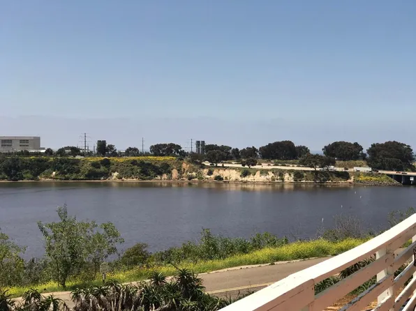 4464 Adams St, Carlsbad, CA 92008