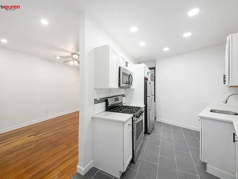 400 Lincoln Pl #5I — Photo 9
