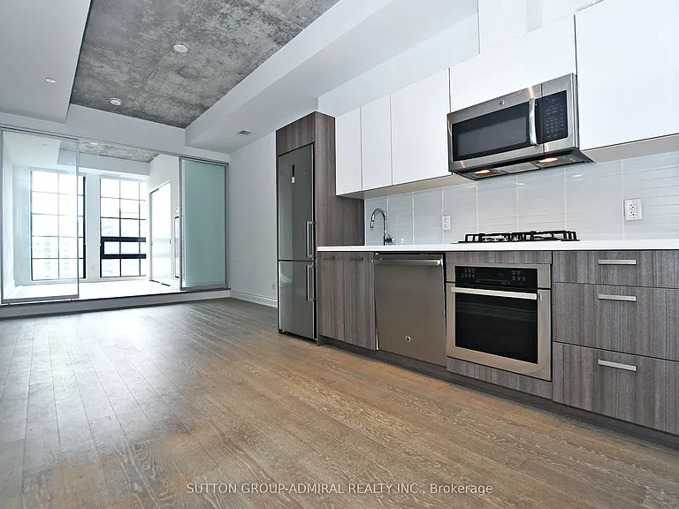 608 Richmond St W #1013 — Photo 6