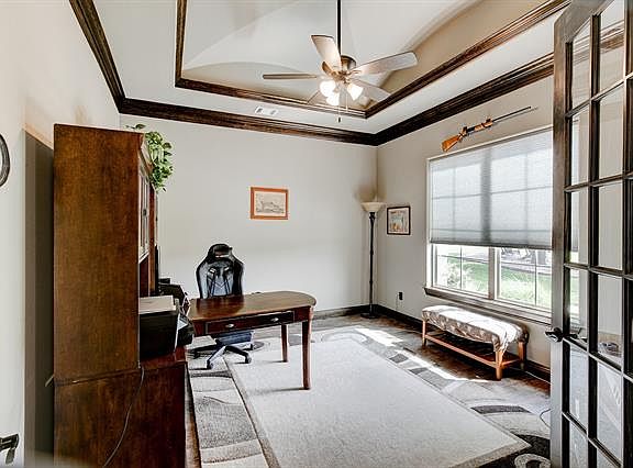 4th image of 108 Maverick Ct