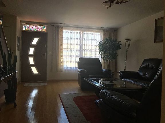 5th image of 308 Seaside Ave