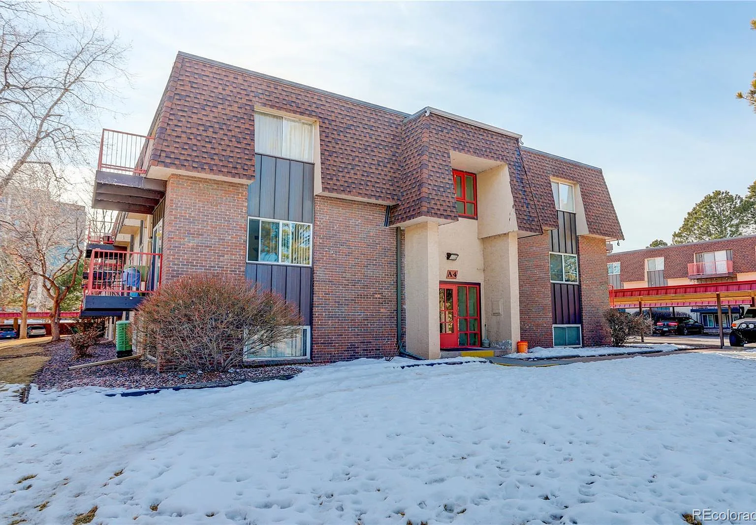 2 bed, 967 sqft, $1,595 — Photo 1