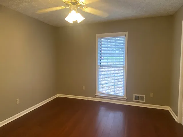240 Brandenburgh Cir #1 — Photo 10