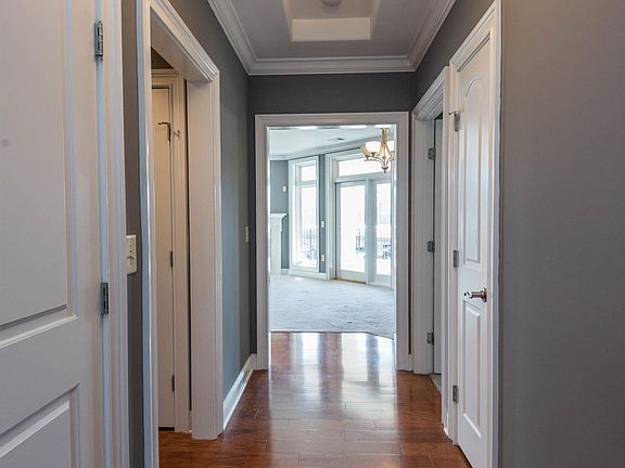 4th image of 400 Warioto Way APT 209