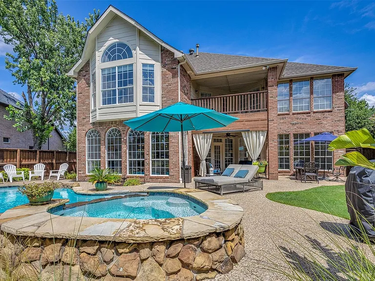 5901 Norfolk Ln — Photo 32