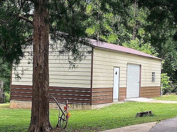 18’x47’ Barn/workshop