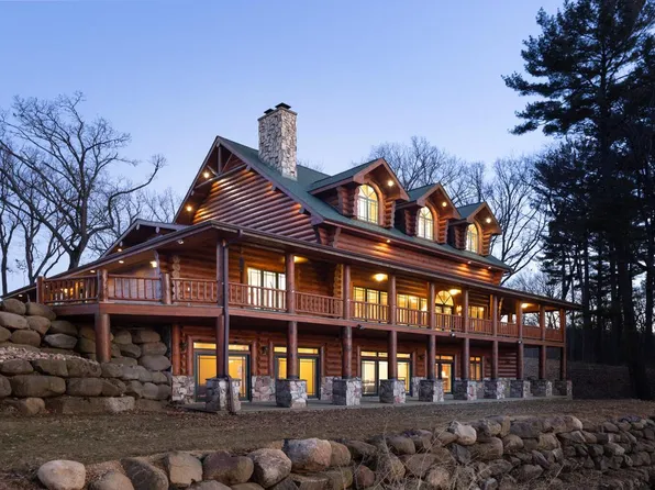 W10206 Schiefelbein ROAD, Poynette, WI 53955