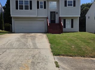 3846 Sunview Dr NW, Acworth, GA 30101