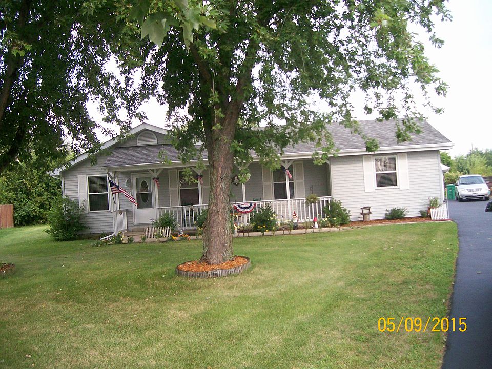 1st image of 133 N Saint Louis St