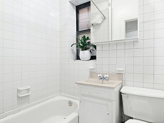 5th image of 229 Sullivan St APT 5A
