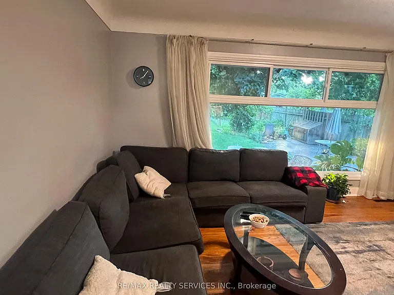 675 Inverness Ave — Photo 23