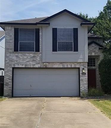 2nd image of 1707 Sylvia Ln